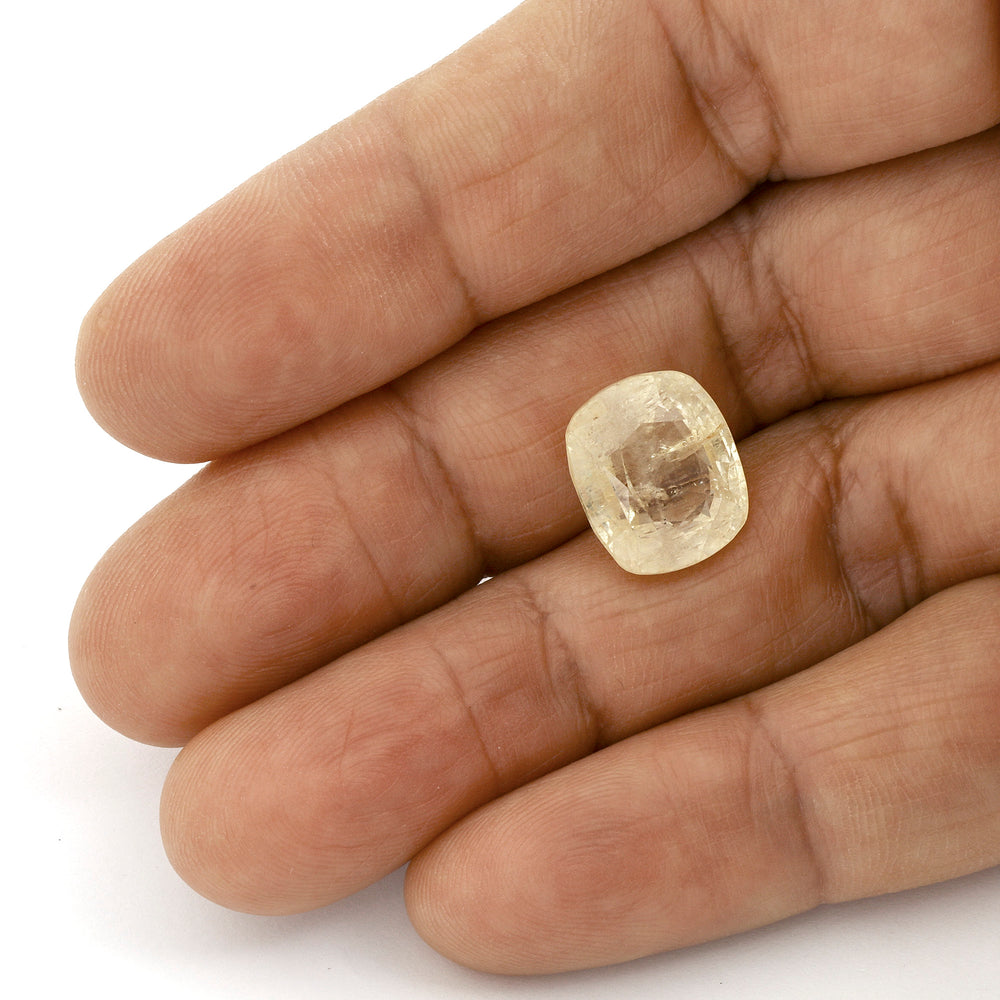 Certified Yellow Sapphire-13.39 Carats (14.72 Ratti) Sri Lanka (Ceylon), SKU: MIZI02