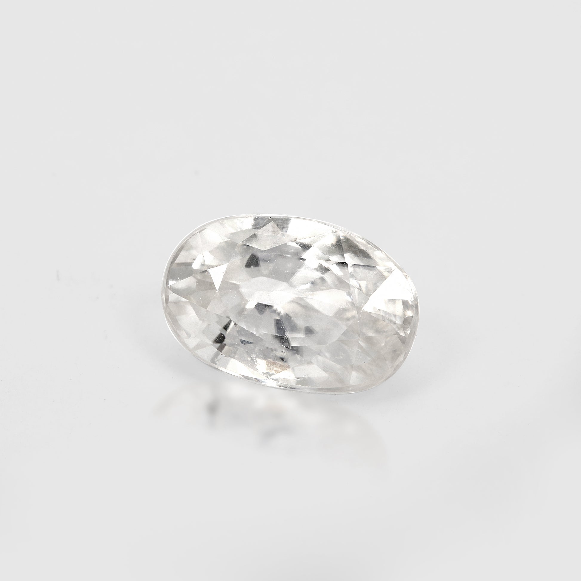 Certified White Zircon 8.99 Cts (9.88 Ratti) MKVW27