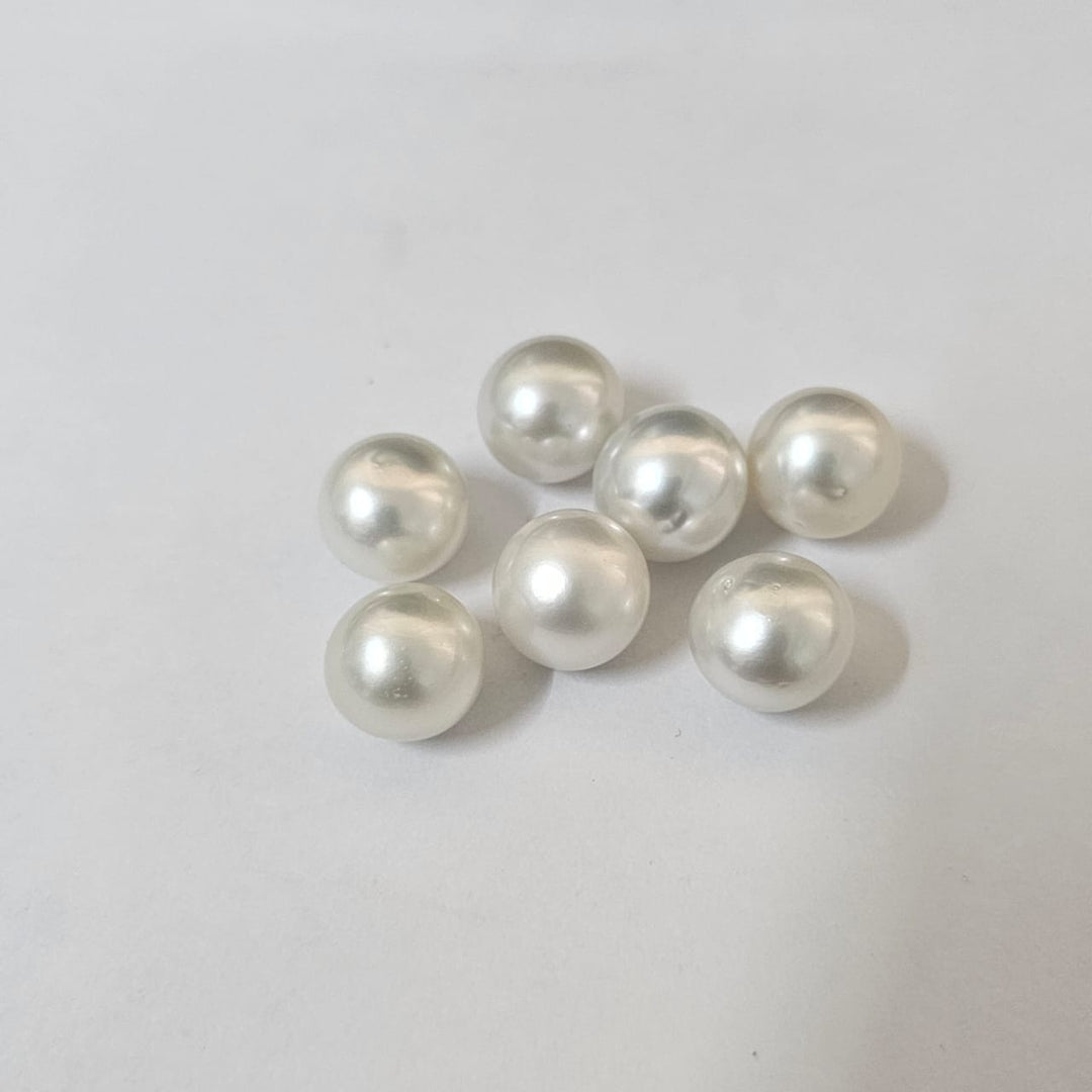 White South Sea Pearl Undrilled 9.70 Carats (10.67 Ratti) 10-11mm MOOZ25