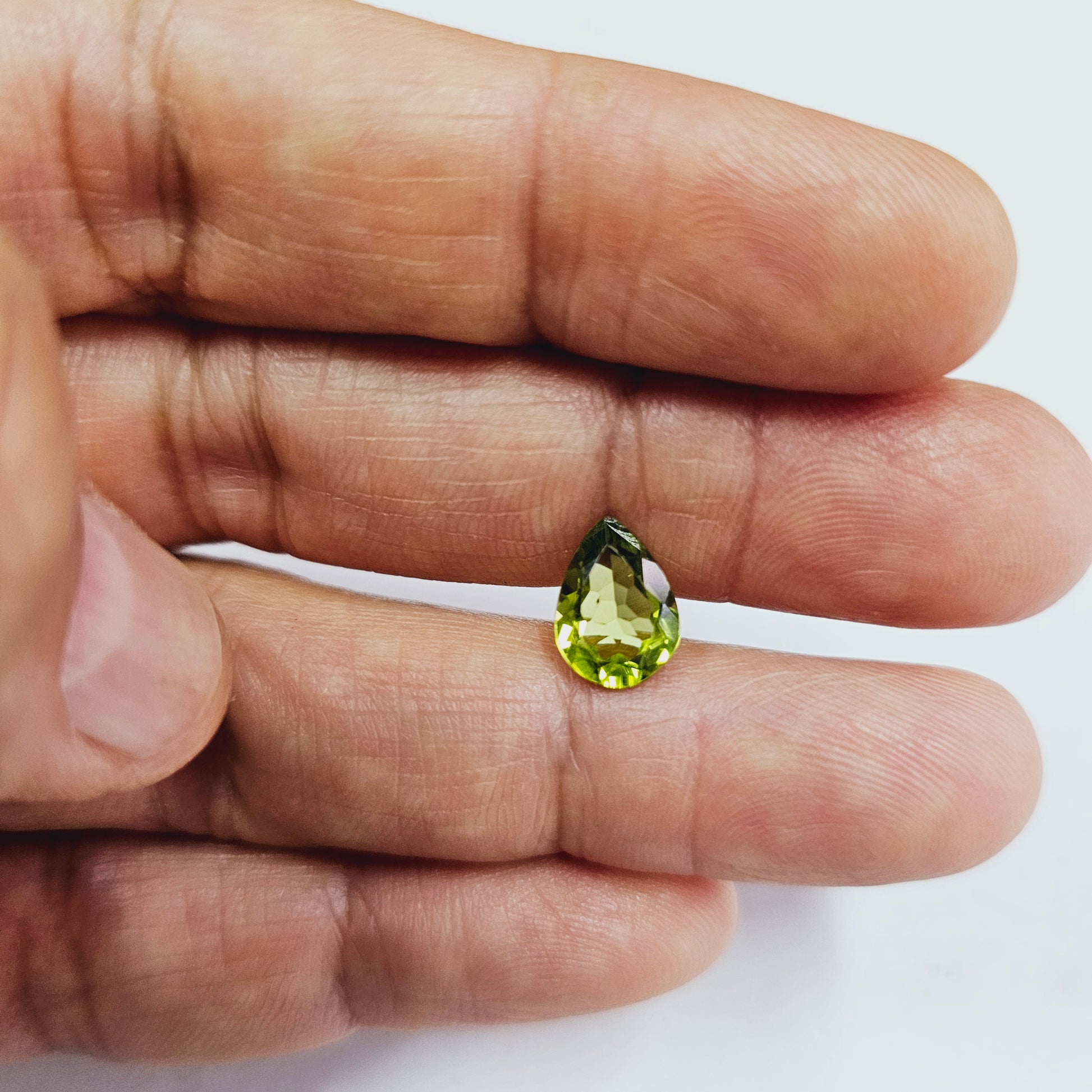 Certified Peridot Pear 2.51 Carats - NP0323