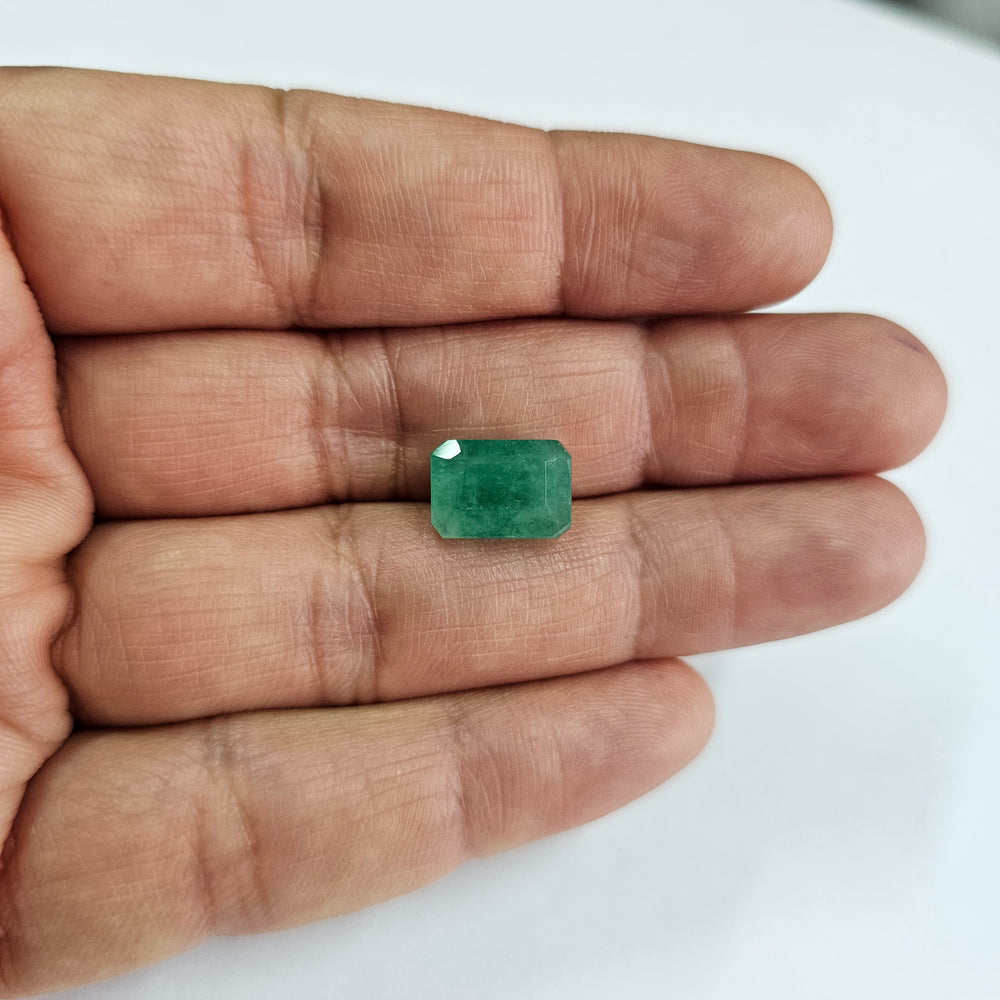 Certified Zambian Emerald (Panna)-5.48 Carats (6.03 Ratti) Zambia, SKU: OAXB73