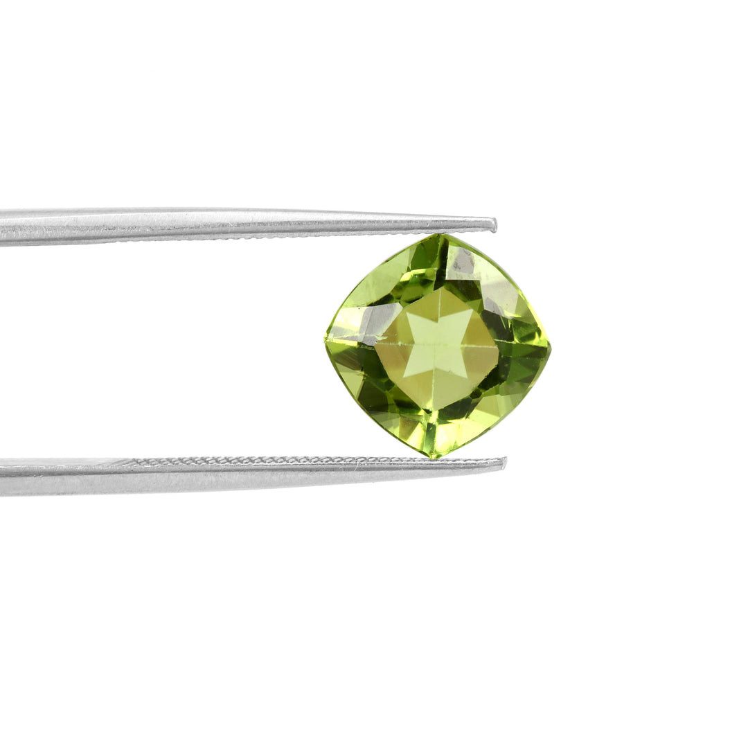 Peridot (Cushion 8x8mm) 2.20 Carats