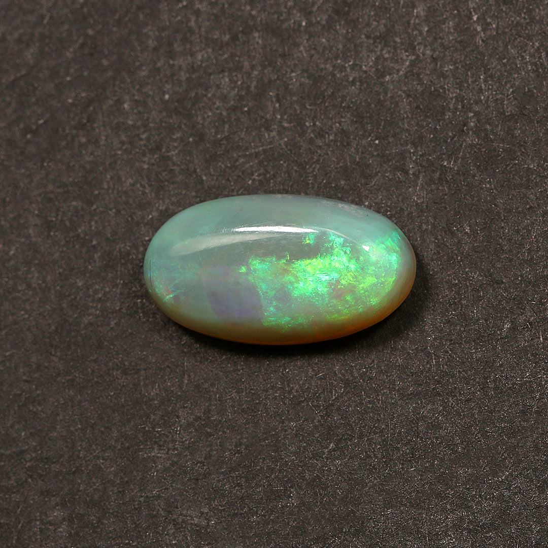 Australian Opal 5.81 Cts (6.39 Ratti) Australia