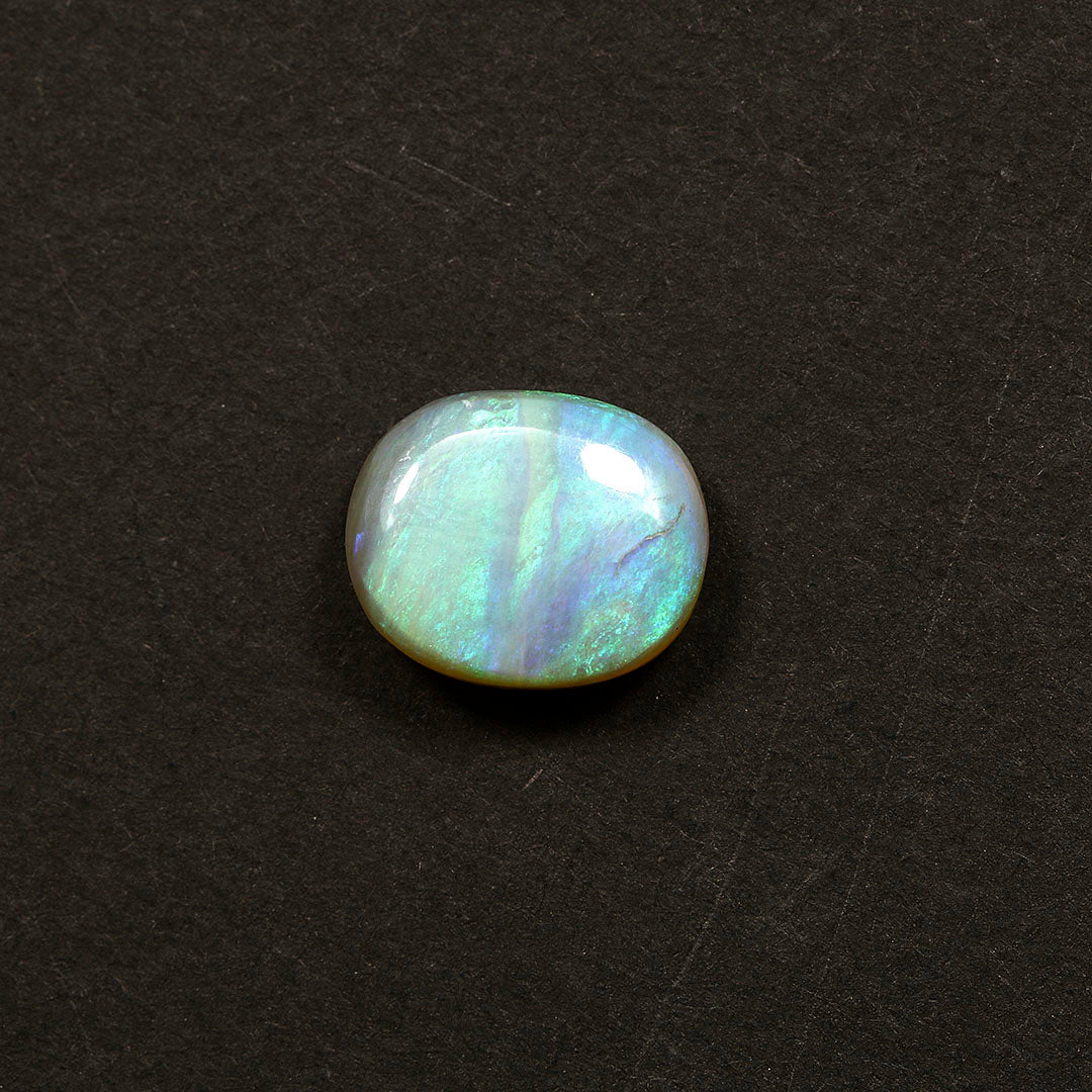 Australian Opal 8.38 Cts (9.22 Ratti) Australia