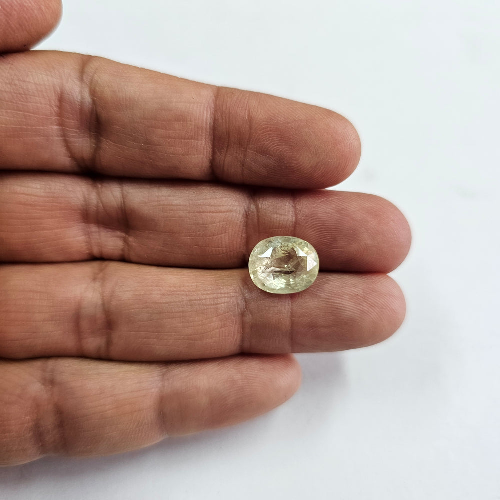Certified Yellow Sapphire-8.01 Carats (8.81 Ratti) Sri Lanka (Ceylon), SKU: PAZI52