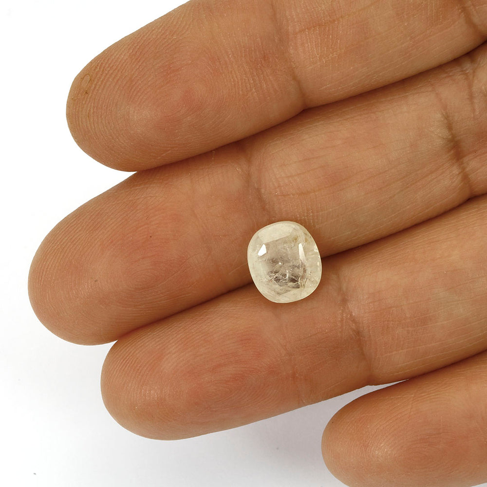 Certified Yellow Sapphire-3.53 Carats (3.88 Ratti) Sri Lanka (Ceylon), SKU:POZI98