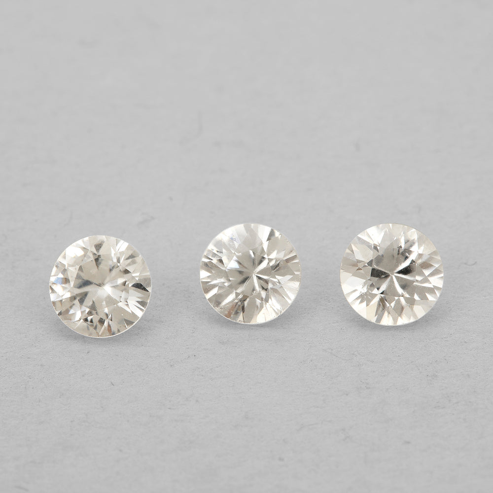 Certified White Zircon (Round 5.50mm) 1.00 Carats PRTD03