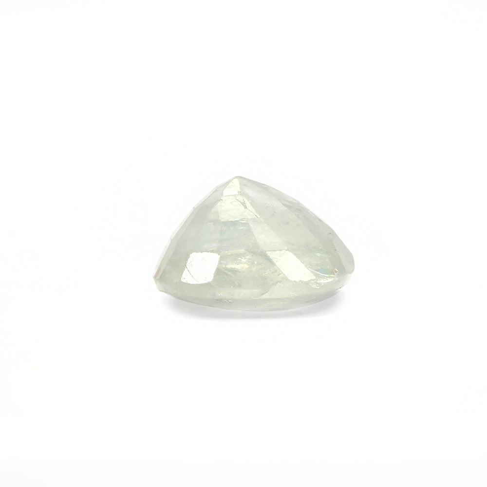 White Sapphire (Pukhraj) 6.46 Cts (7.11 Ratti) Sri Lanka (Ceylon)