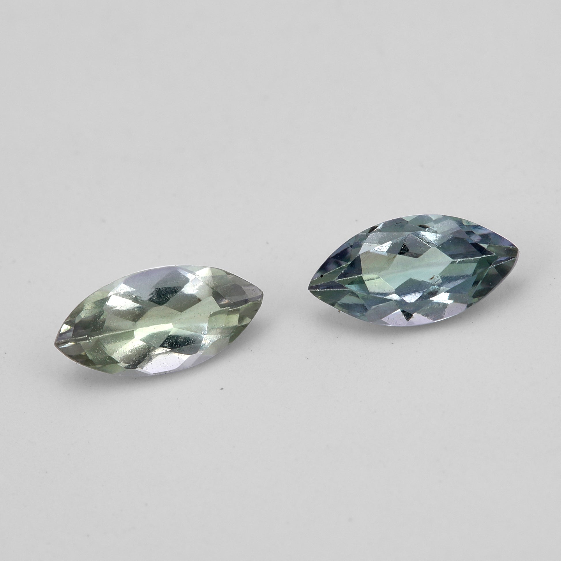 2Pc Lot Bicolor Tanzanite 0.90 Carats