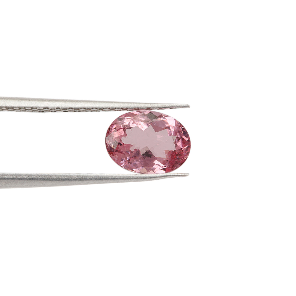 Tajakistan Pink Spinel Oval 1.25 Carats TASM97
