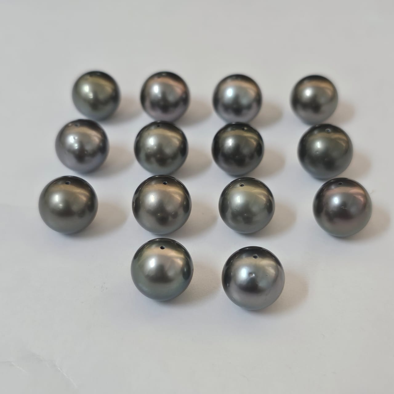 Tahitian Black Pearl 11-12mm Drilled 9.40 Carats (10.34 Ratti) TR0348