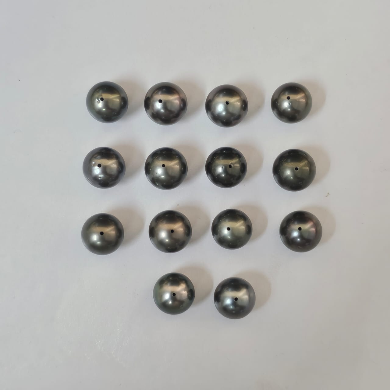 Tahitian Black Pearl 11-12mm Drilled 9.40 Carats (10.34 Ratti) TR0348