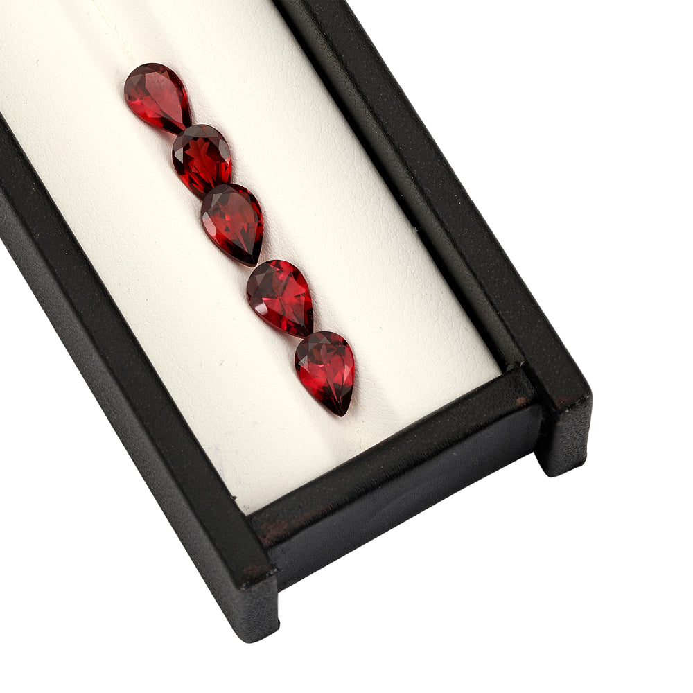 Mahenge Garnet 9x6mm 1.40 Carats