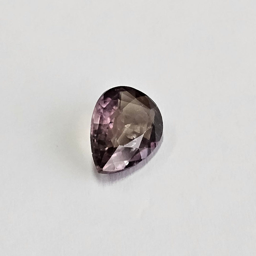 5.30 Carats Color Change Zultanite Diaspore