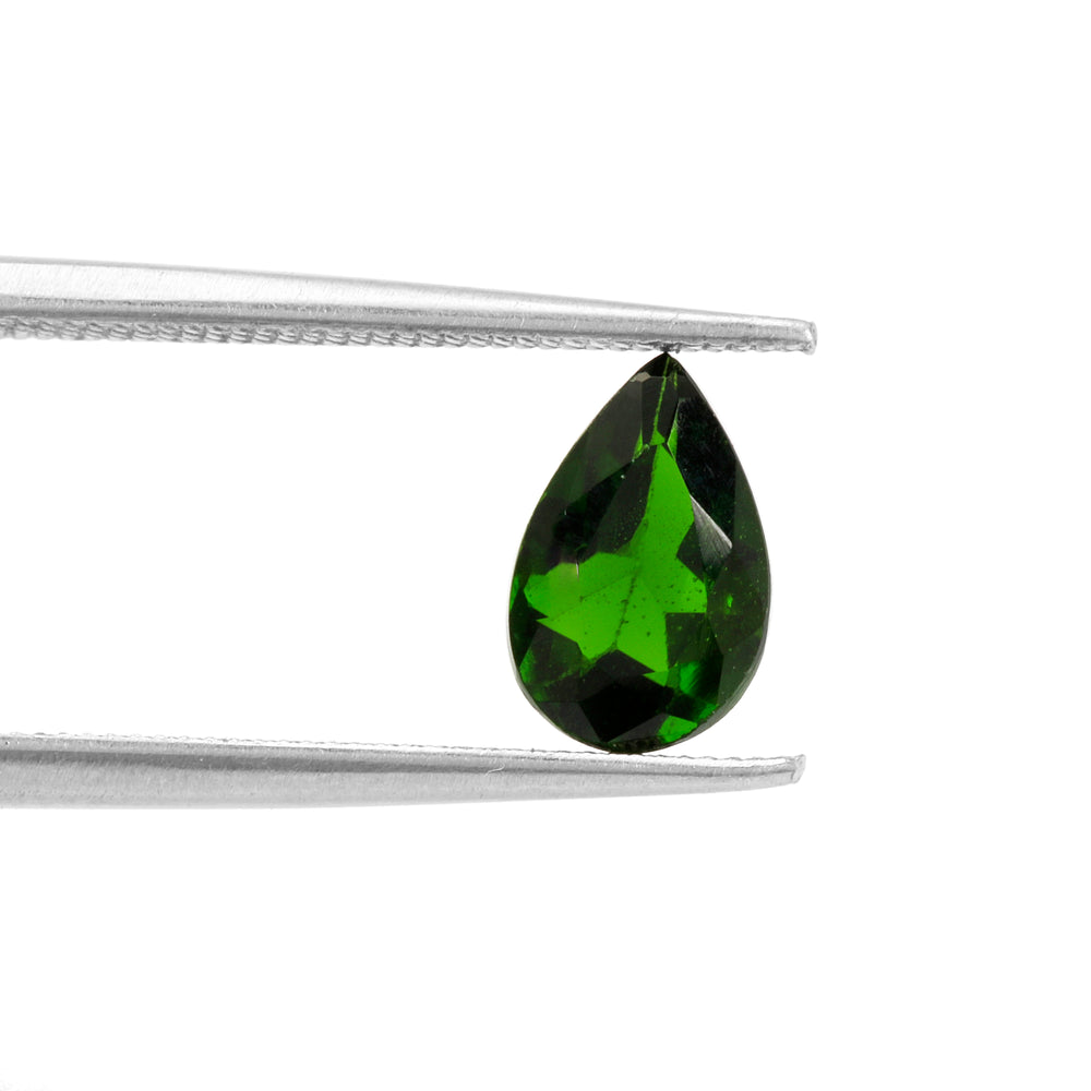 Chrome Diopside Pear 0.80 Carats