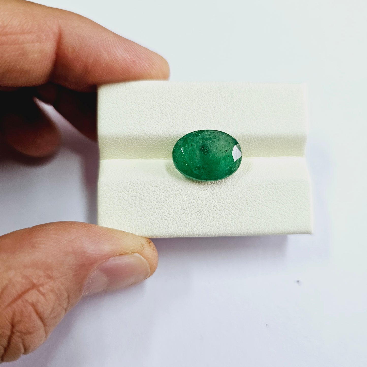 Certified Zambian Emerald (Panna)-7.66 Carats (8.43 Ratti) Zambia, SKU:Wh0306