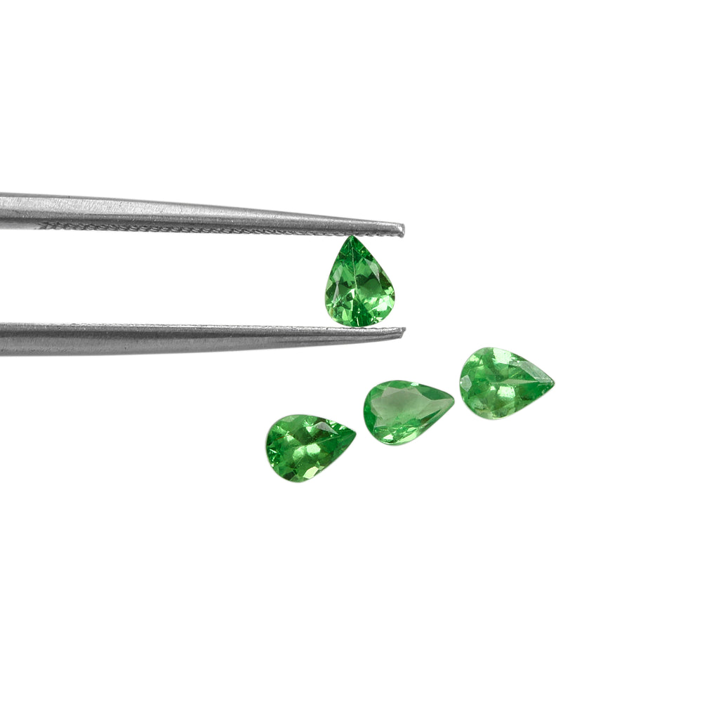 4Pc Lot Tsavorite Garnet (Pear 4x3mm) 0.65 Carats WHSO95