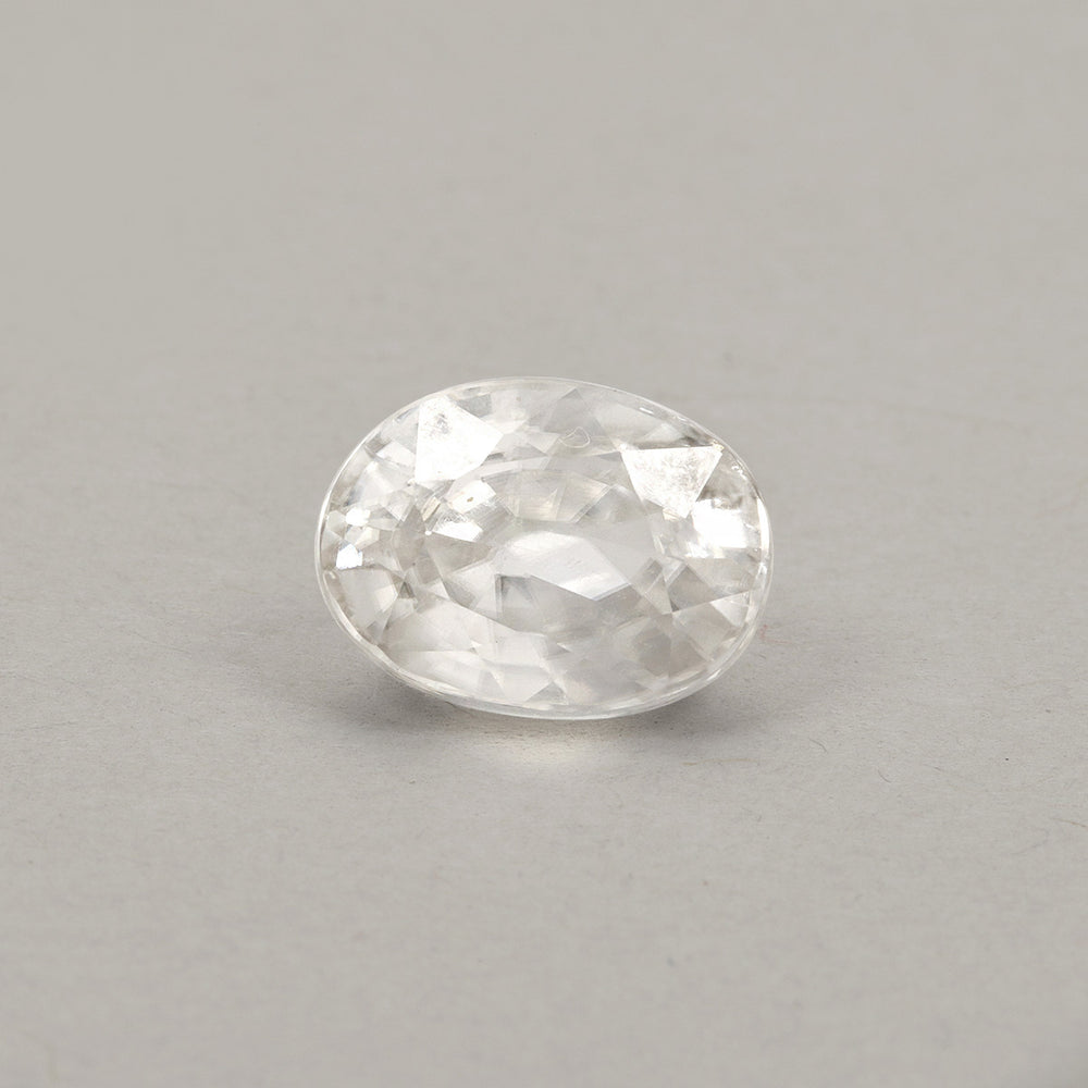 Certified White Zircon 5.60 Cts (6.16 Ratti) WZVW56