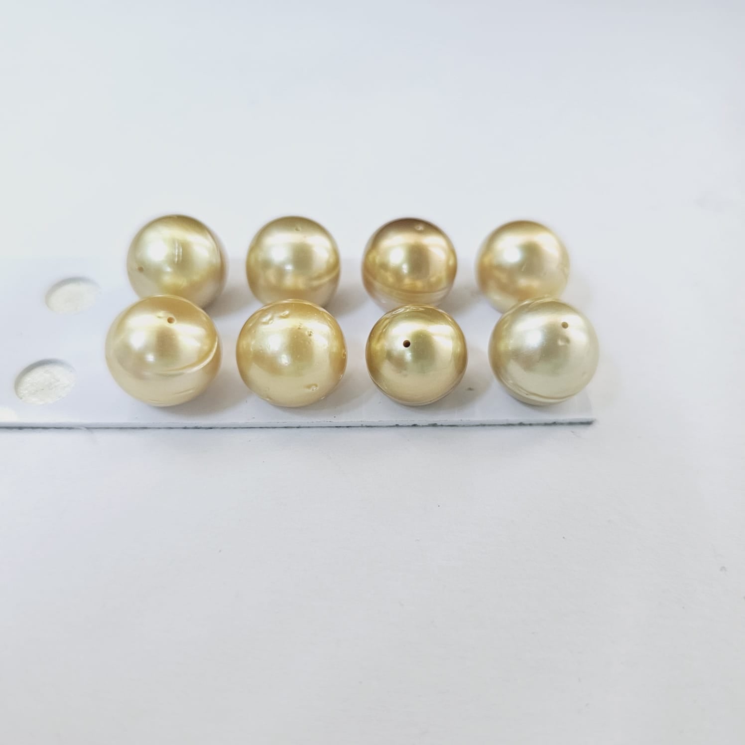 Golden South Sea Pearl Full Drilled 13-14mm 16.30 Carats FVCI25