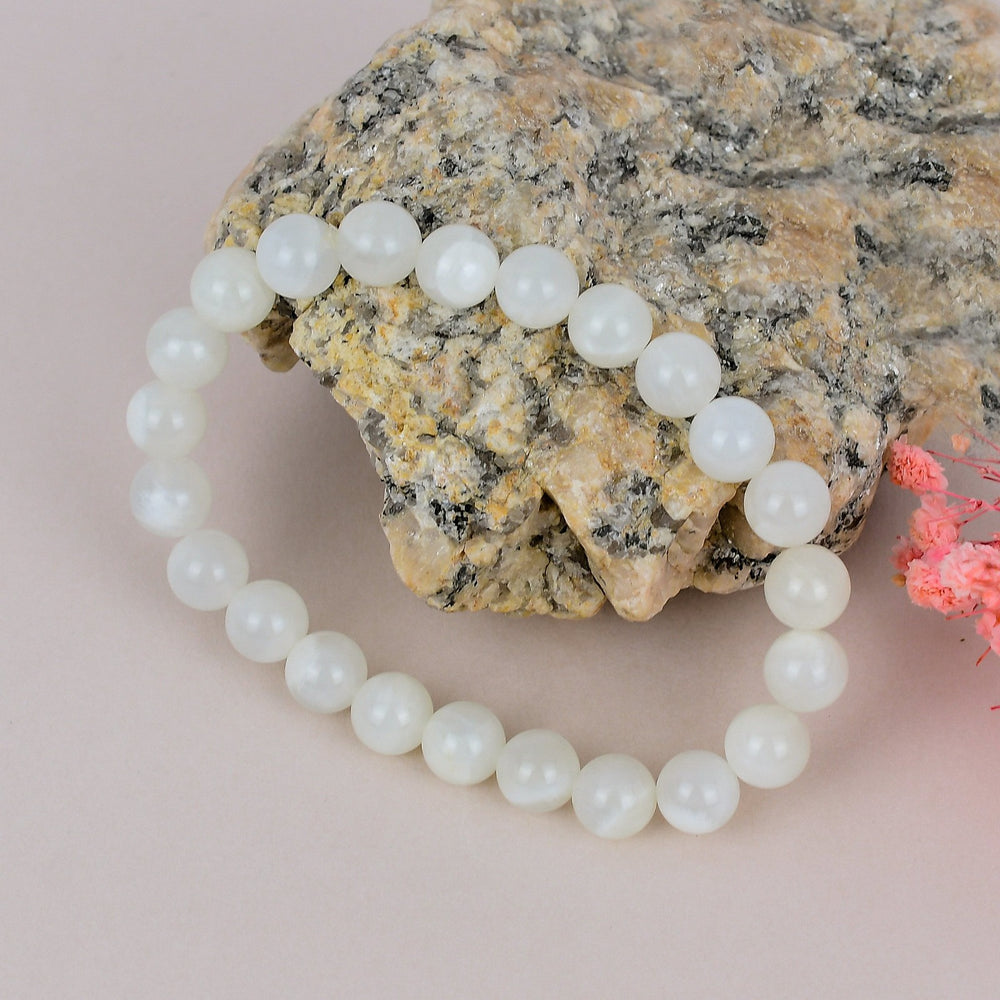 White Moonstone Bracelet – Stone of Intuition, Balance & New Beginnings