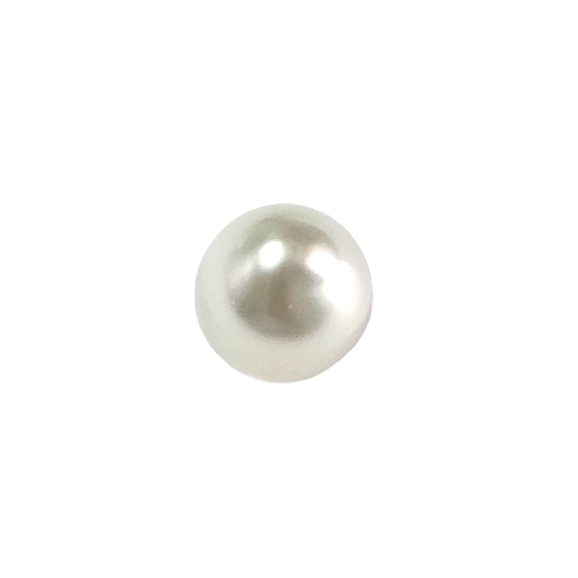 White South Sea Pearl Undrilled 4.35 Cts (4.78 Ratti)