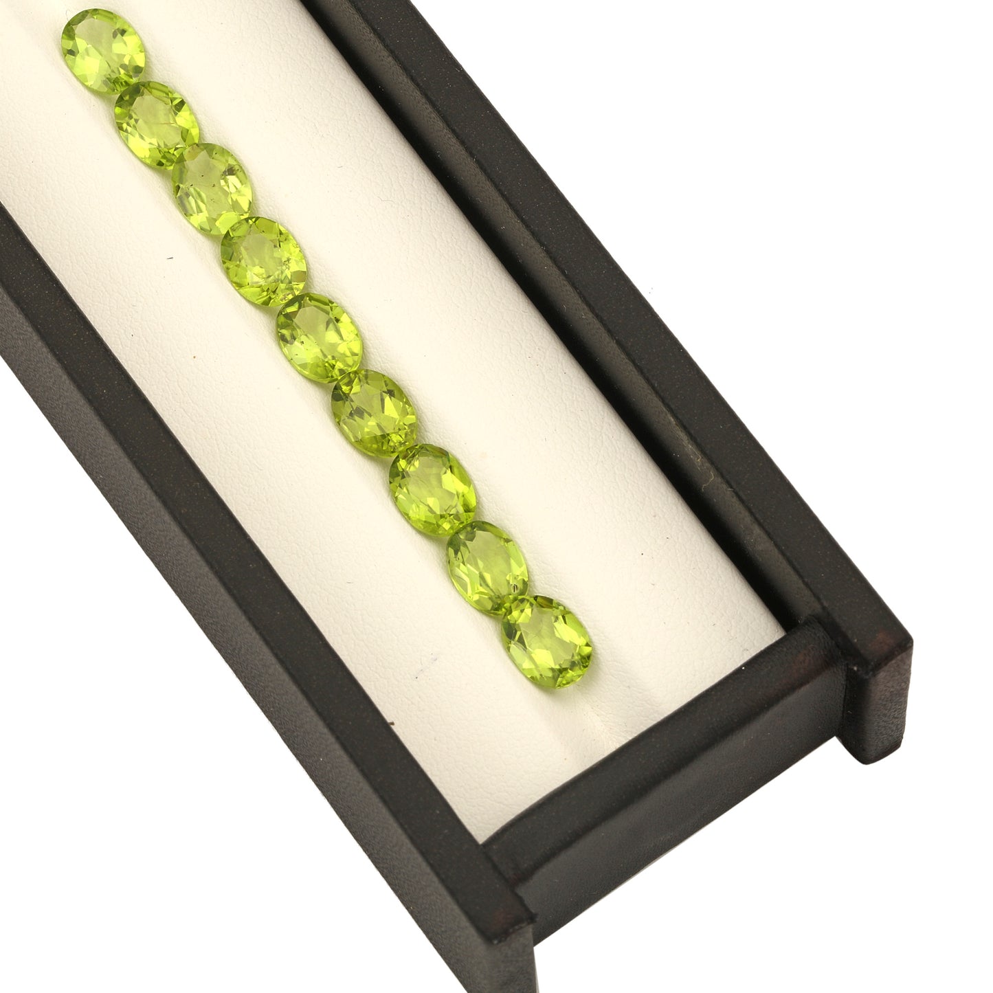 2Pc Lot Peridot 8x6mm 2.60 Carats