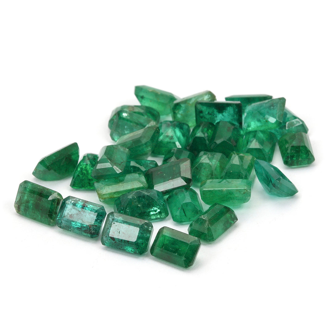 5 Carats Lot Emerald 6x4mm Approx. 8 Pieces