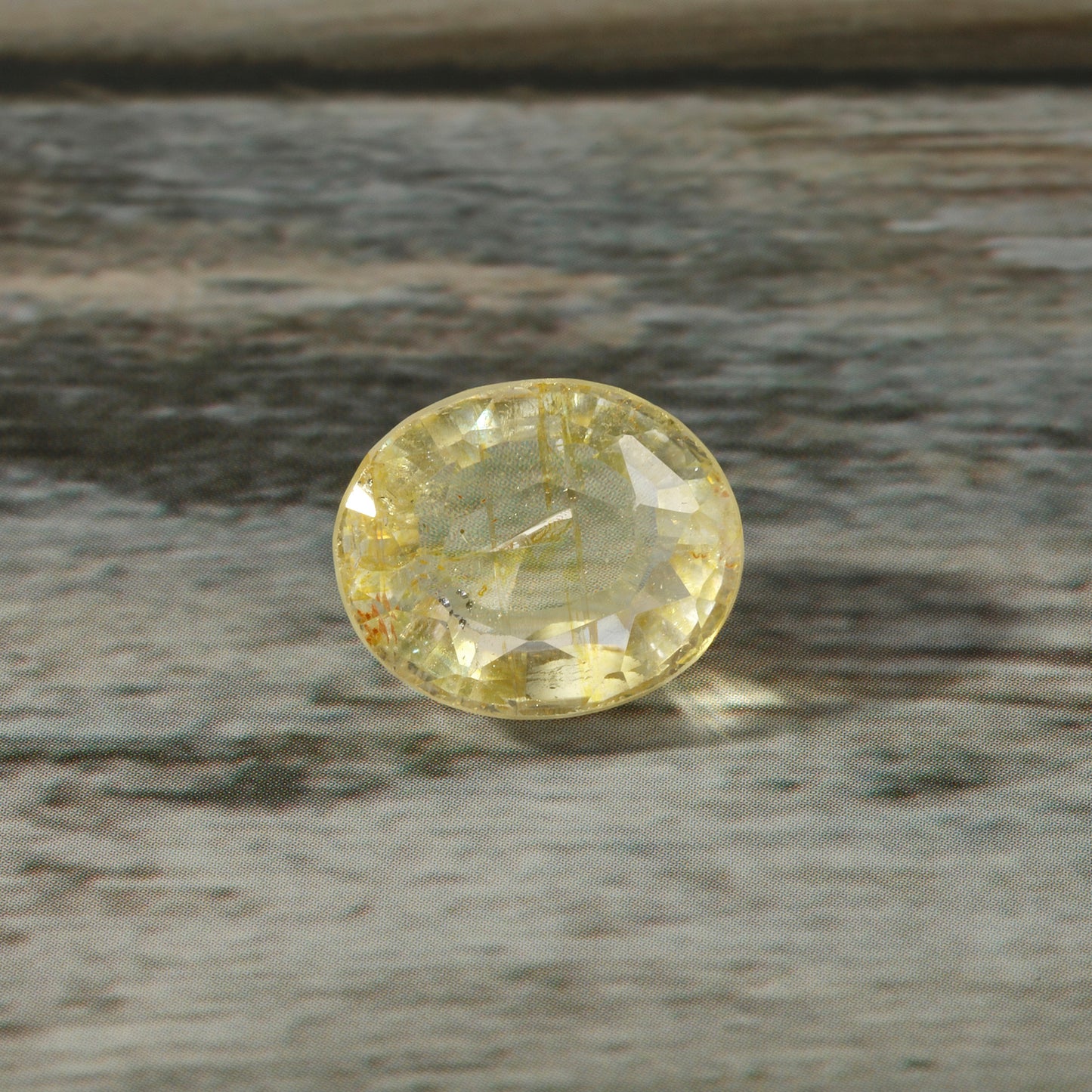 Certified Yellow Topaz 10.65 Cts (11.72 Ratti)