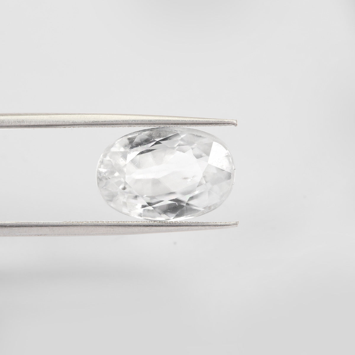 Certified White Zircon 7.56 Cts (8.31 Ratti) YGVW80