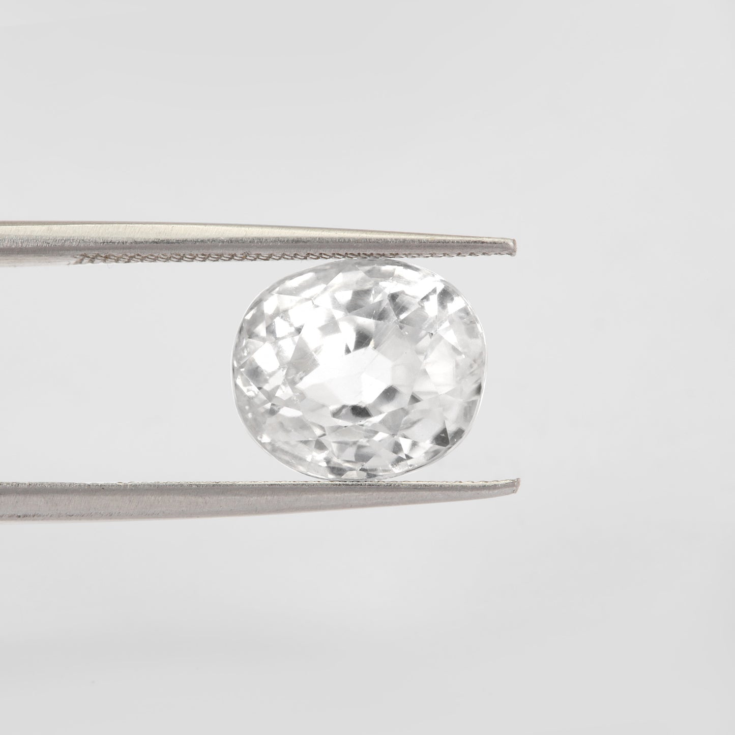 Certified White Zircon 5.03 Cts (5.53 Ratti) YMVW28