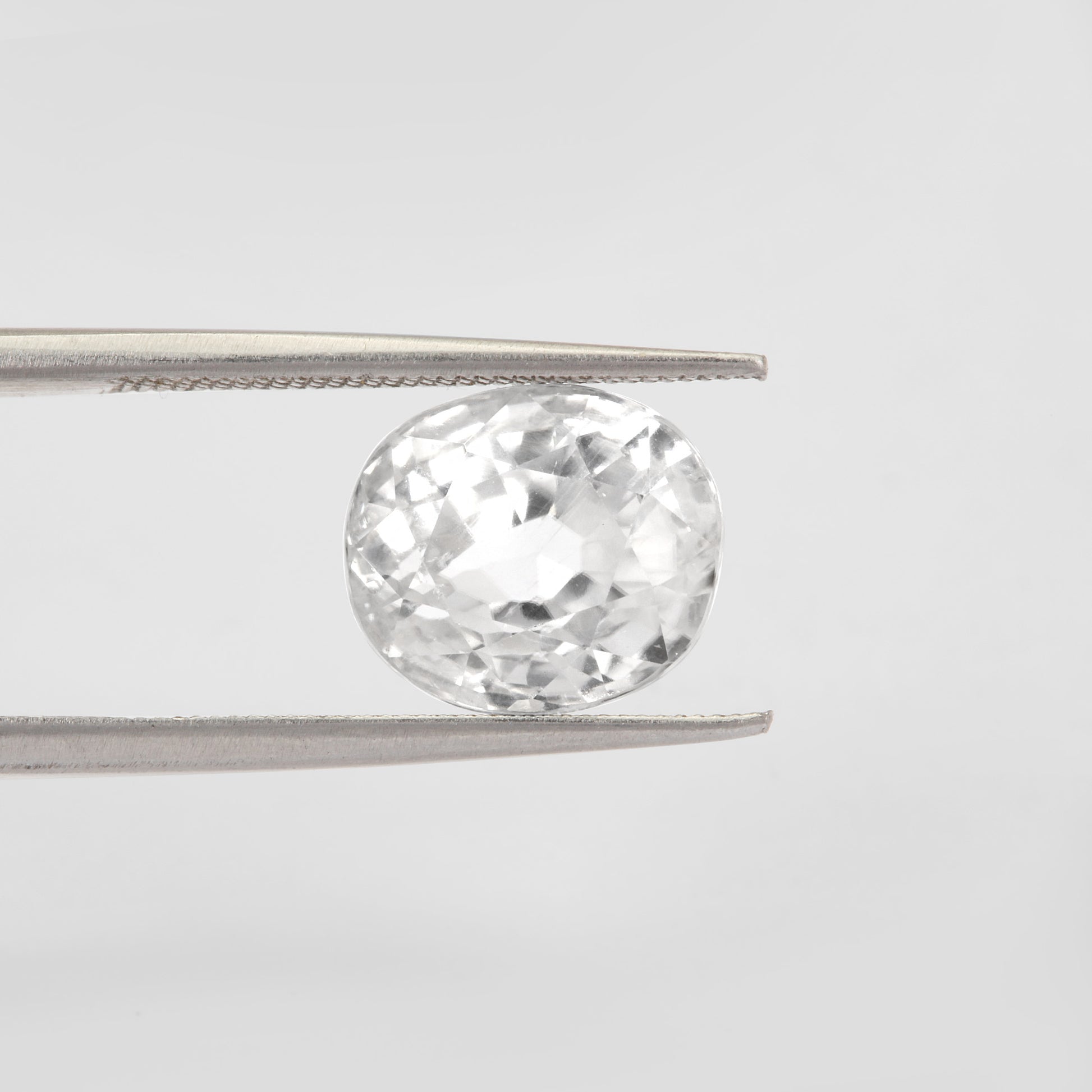 Certified White Zircon 5.03 Cts (5.53 Ratti) YMVW28