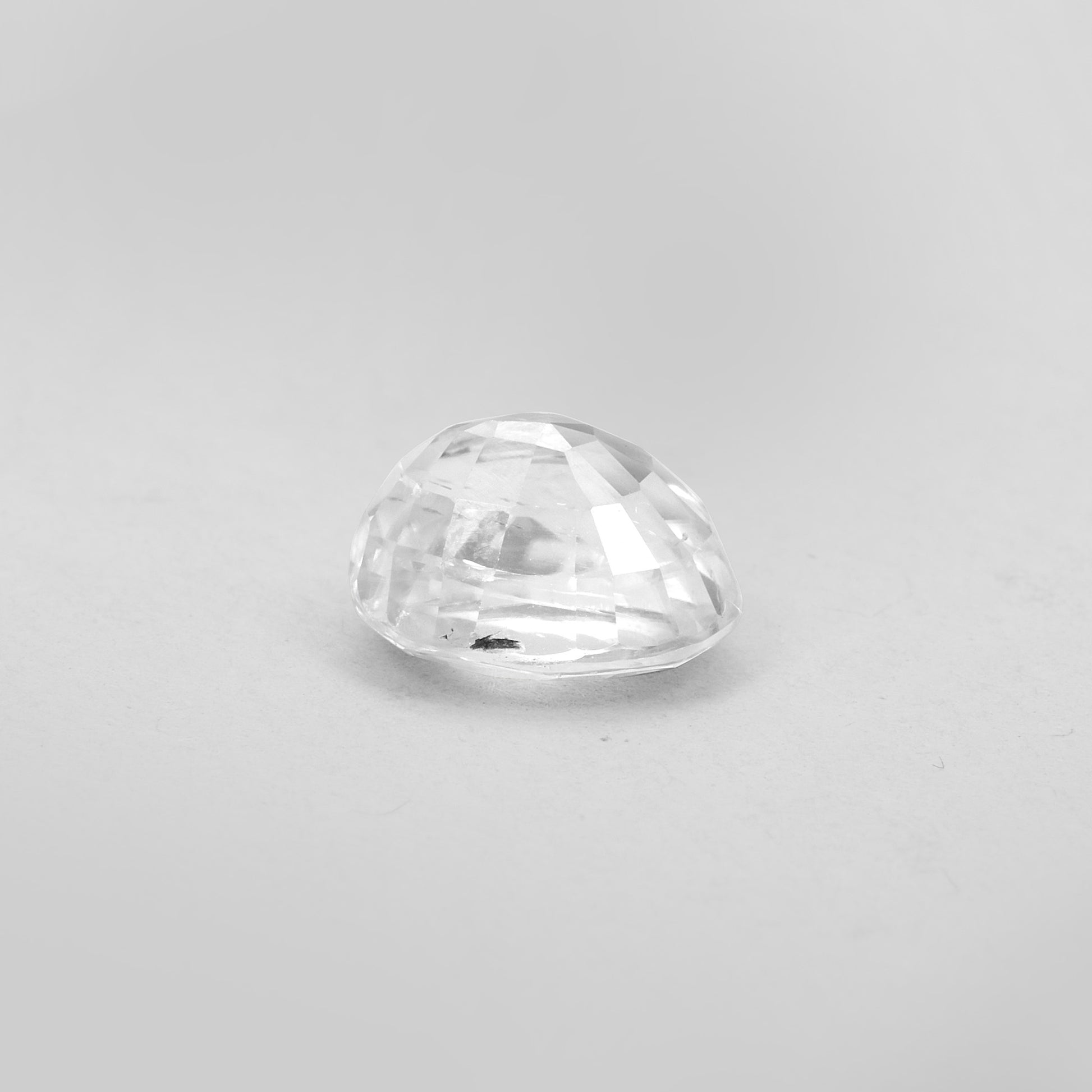 Certified White Zircon 5.03 Cts (5.53 Ratti) YMVW28