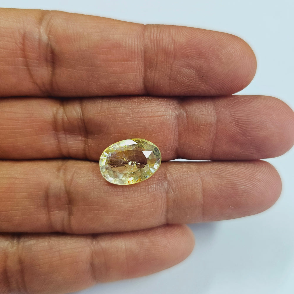 Certified Yellow Topaz 9.47 Cts (10.41 Ratti) ZJZI31