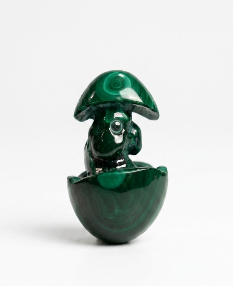 Malachite Parrot Carving ML097