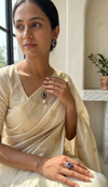 Royal Kyanite Pearl Set in 18K Gold