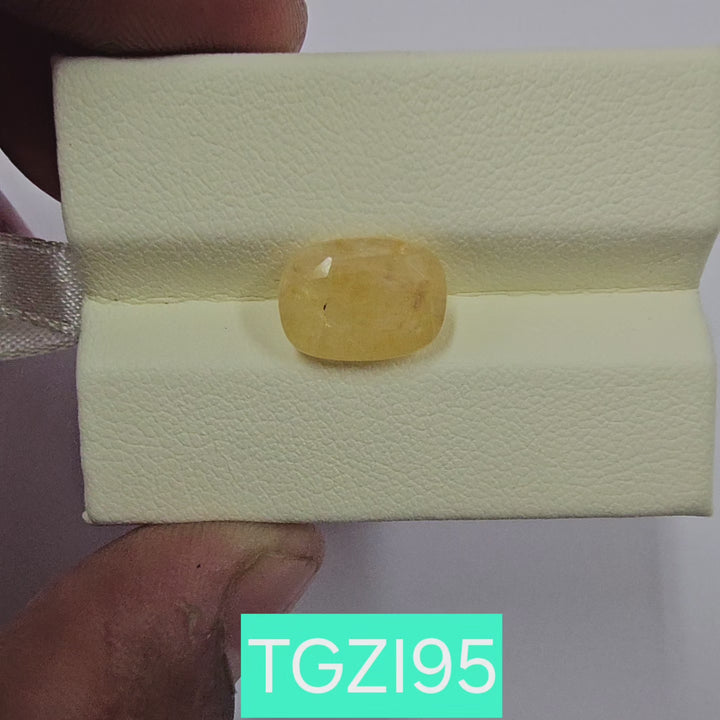 Yellow Sapphire (Pukhraj) 6.07 Cts (6.68 Ratti) Burma