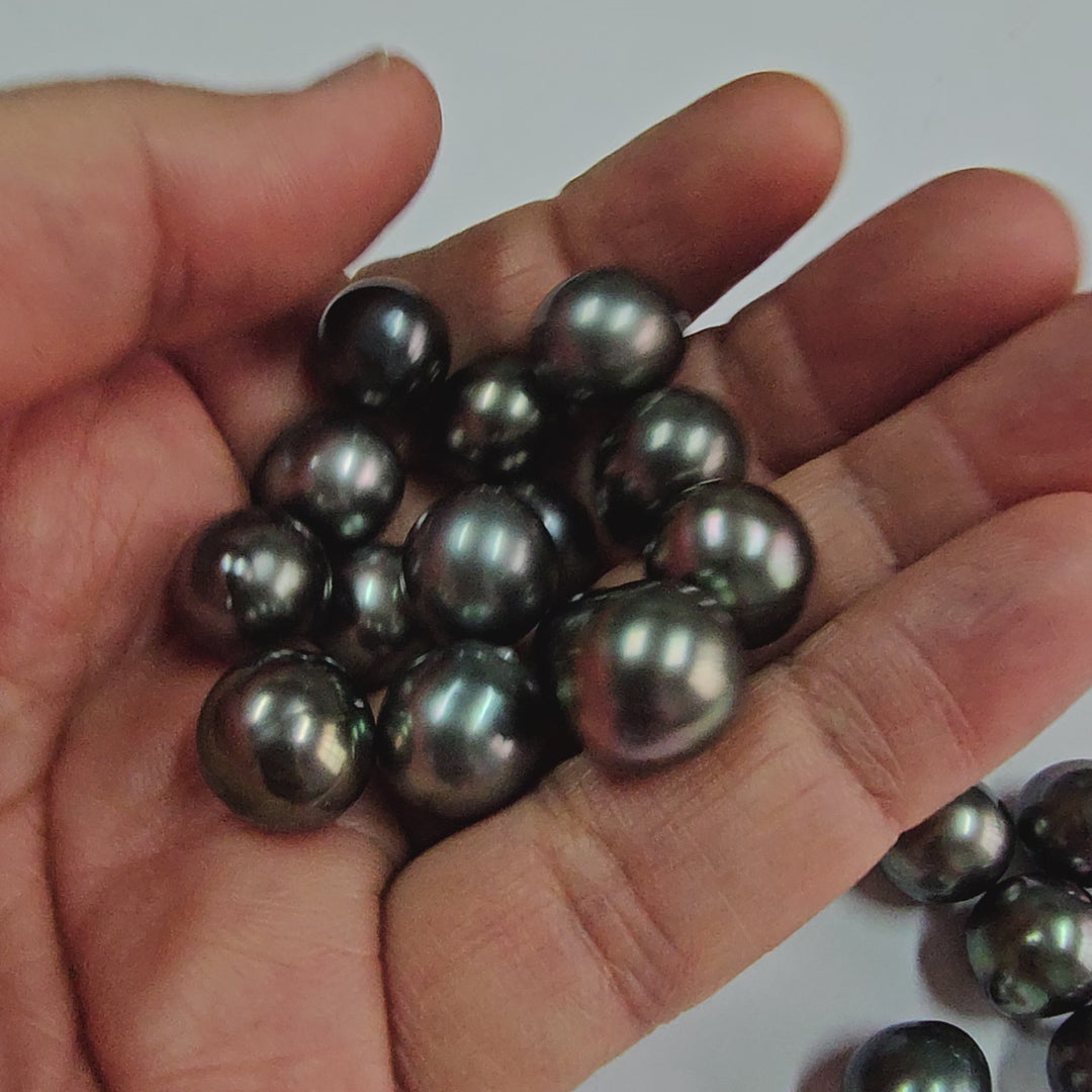 Certified Tahitian Grey Black Pearl Undrilled 14.46 Carats (15.90 Ratti) Tahiti