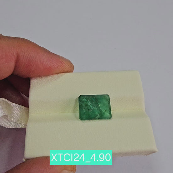 Certified Emerald (Panna)-4.93 Carats (5.42 Ratti) Zambia, SKU:XTCI24_Octa4.93