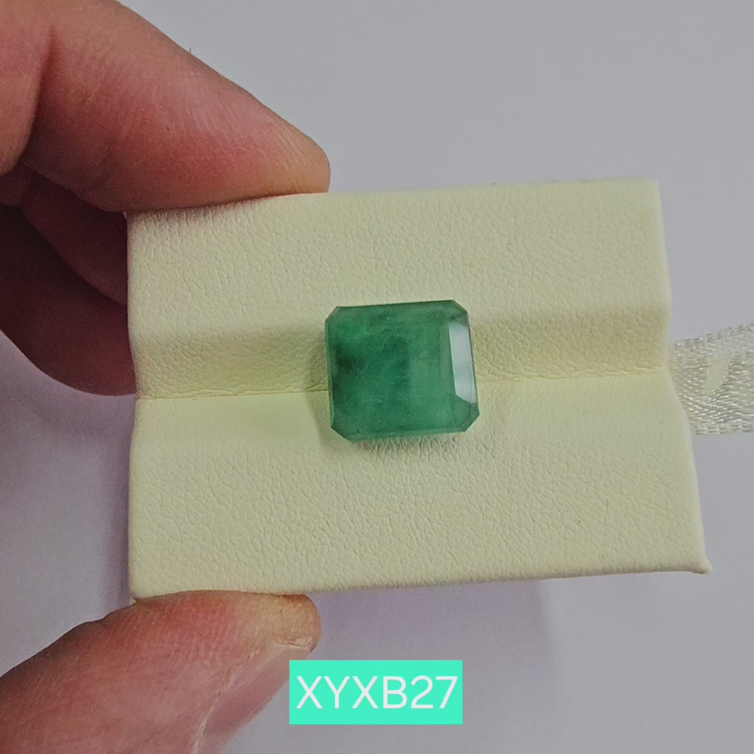 Zambian Emerald (Panna) 8.55 Cts (9.41 Ratti) Zambia