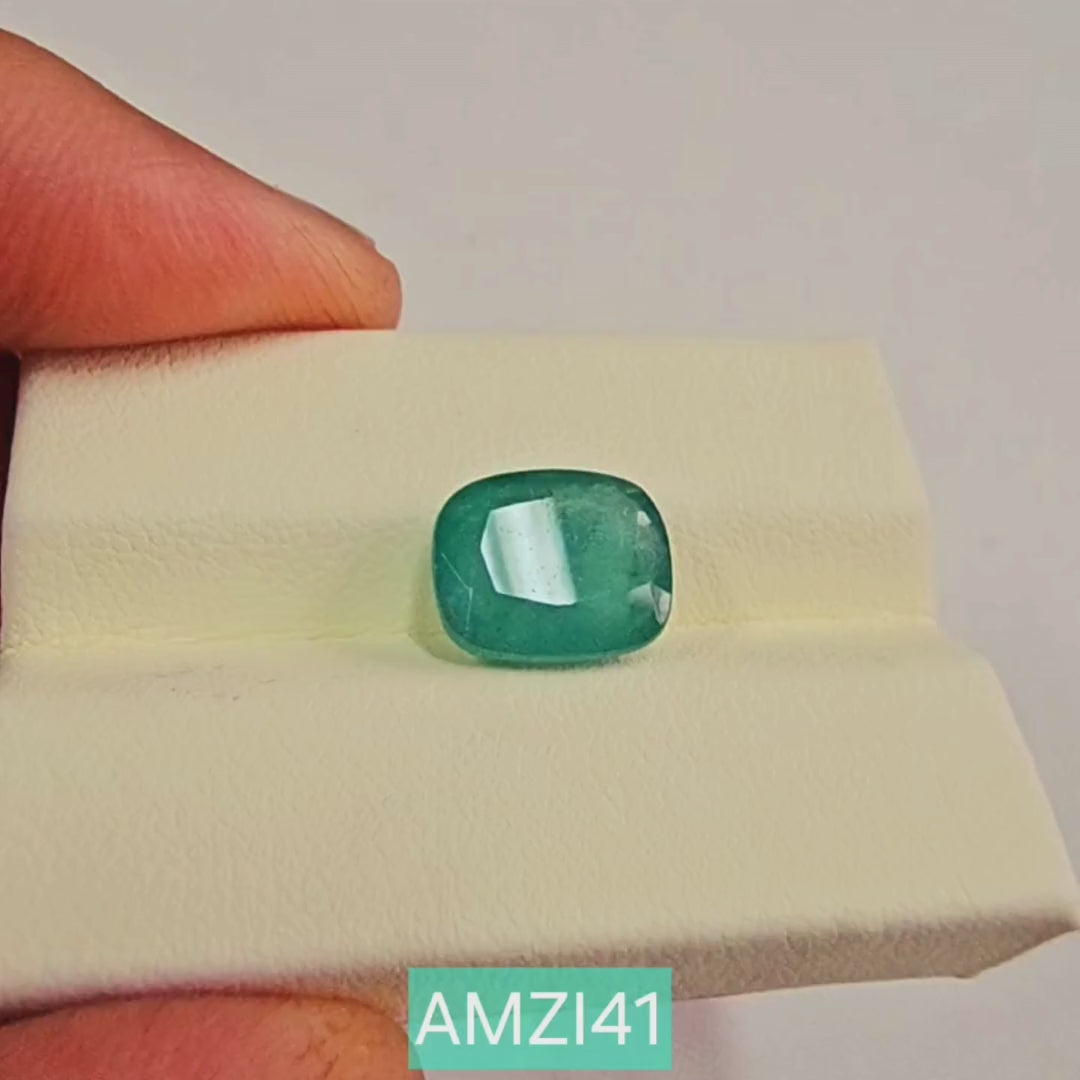 Zambian Emerald (Panna) 4.57 Carats (5.03 Ratti) Zambia