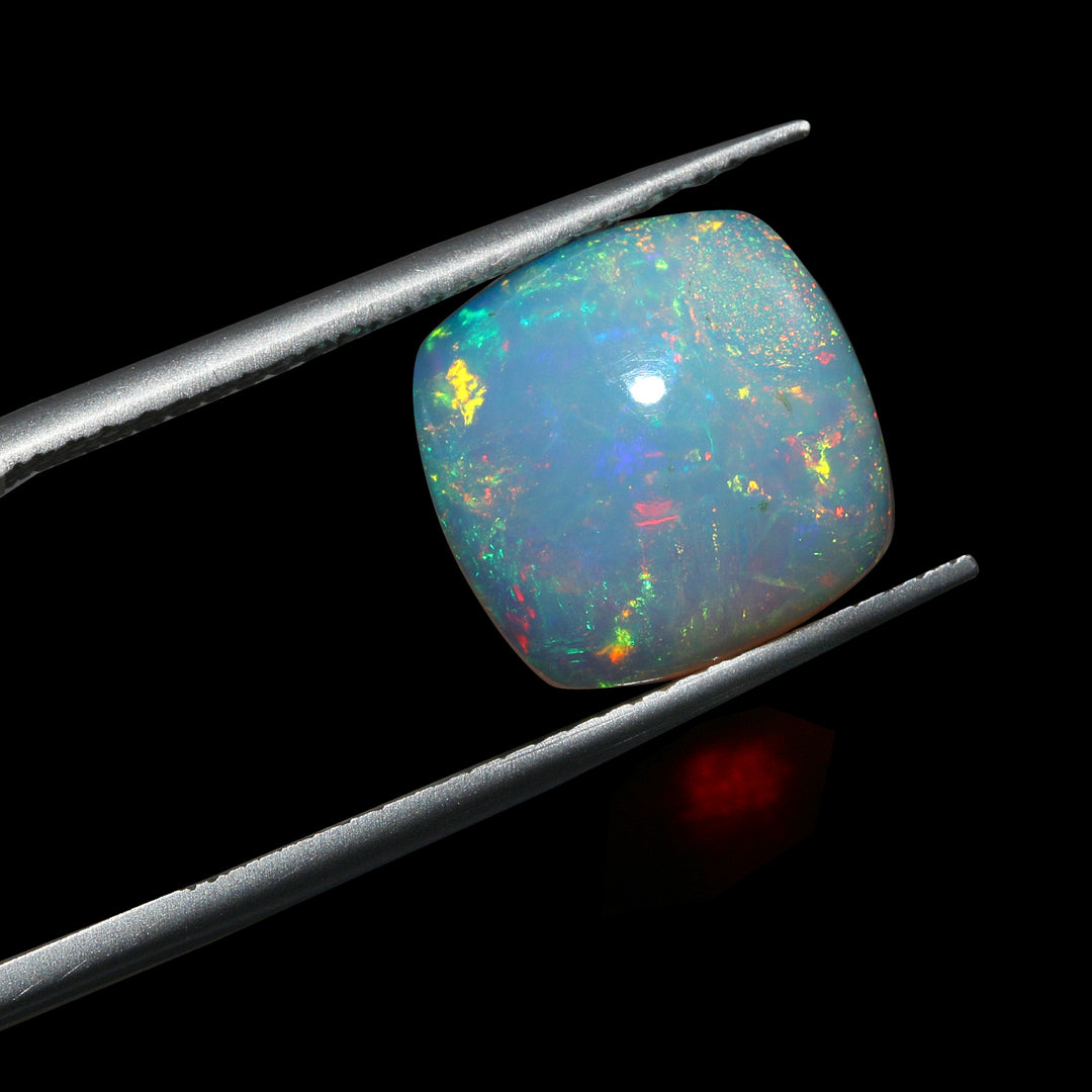 Opal 2.85 Cts (3.13 Ratti)