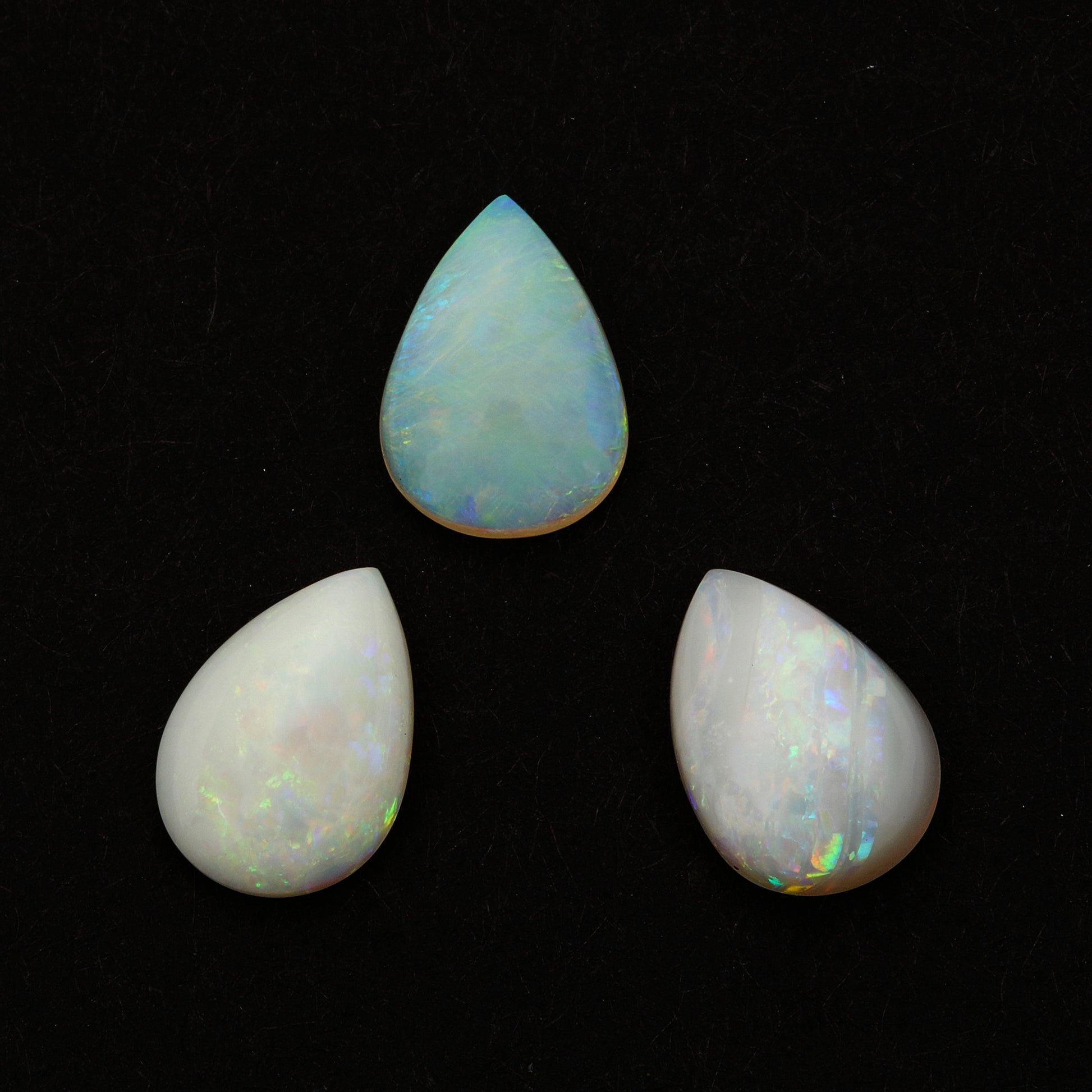 Australian Opal Pear 0.80 Carats KJCI42