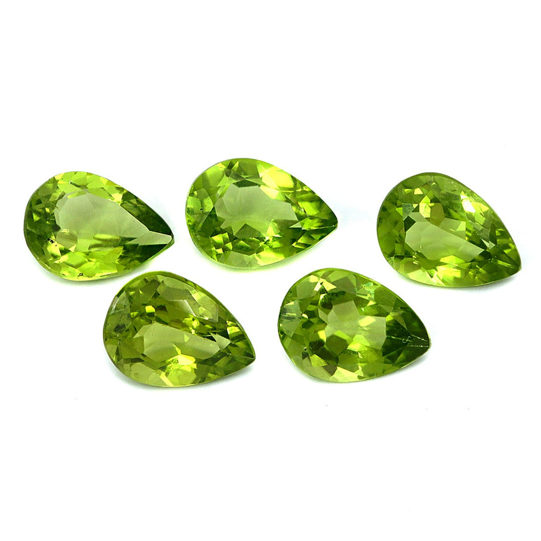 Peridot 2.50 Carats