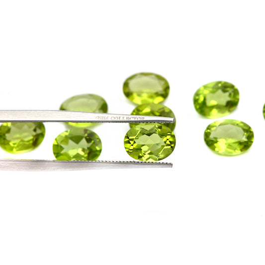 2Pc Lot Peridot 8x6mm 2.60 Carats