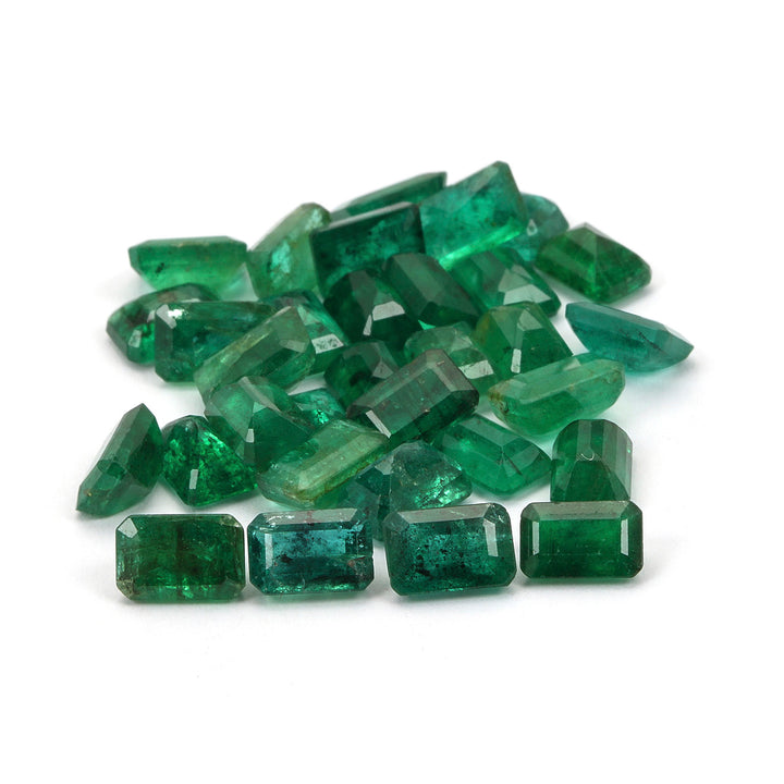5 Carats Lot Emerald 6x4mm Approx. 8 Pieces